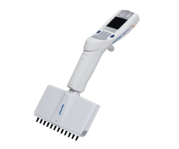 Eppendorf Xplorer plus 12 canales 0,5-10 µL, botón de escala multifunción gris, puntas de 20 µL