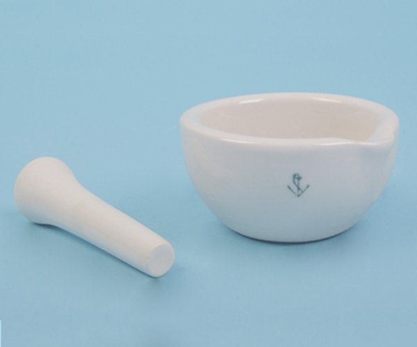 Mortero porcelana c/mano, 60 mm