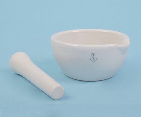 Mortero porcelana c/mano, 80 mm